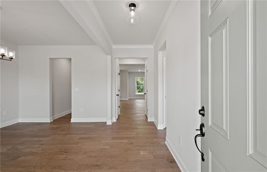 Spacious, unfurnished interior of a new home in Creekside at Skelton, Hoschton (Image 8).