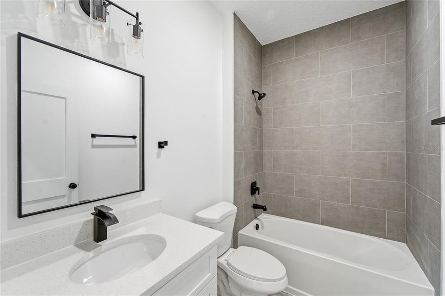 Furnished interior view inside a new home in , Ocala (Image 9).