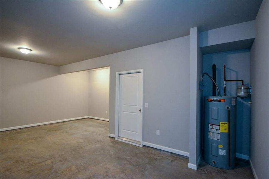 Spacious, unfurnished interior of a new home in , Winder (Image 54).