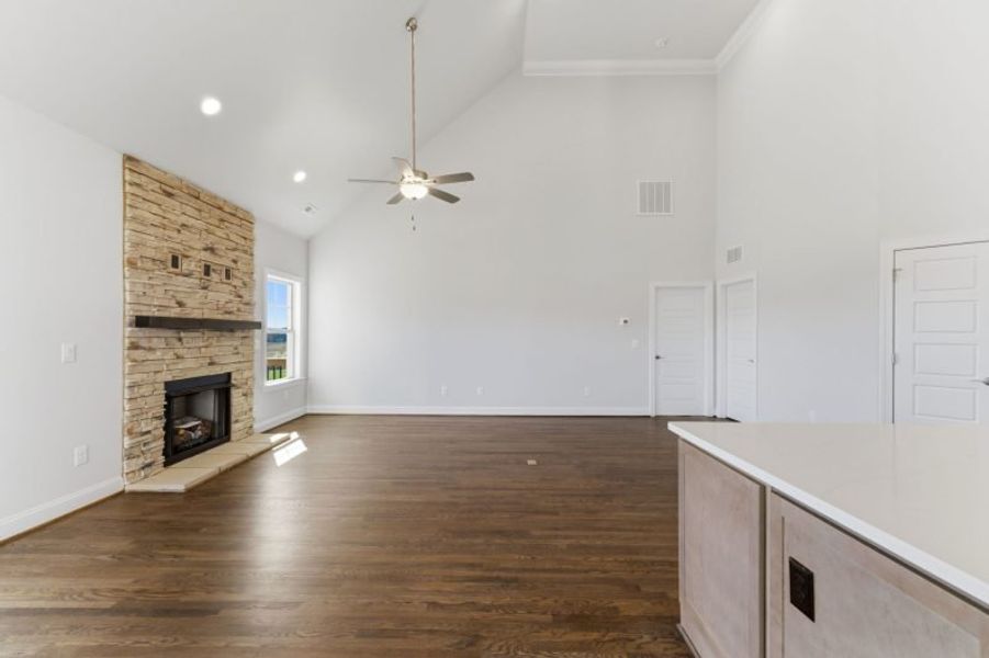 Representative unfurnished interior of a home built from the Hampton by Keystone Homes NC in Preserve at Carriage Cove, Oak Ridge (Image 31).