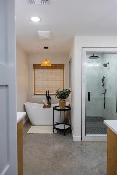 Furnished interior view inside a new home in , Powderly (Image 11).