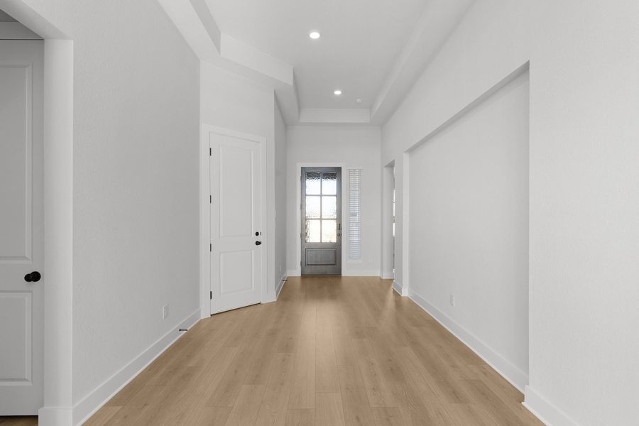 Spacious, unfurnished interior of a new home in The Grove at Blackhawk, Pflugerville (Image 57). Spacious, unfurnished interior of a new home in The Grove at Blackhawk, Pflugerville (Image 57).