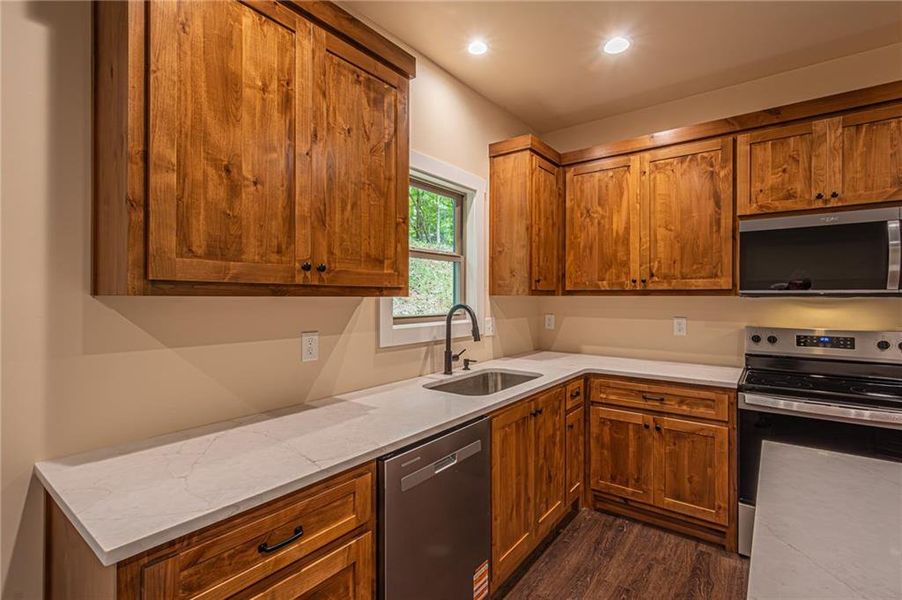 Furnished interior view inside a new home in , Dahlonega (Image 15).