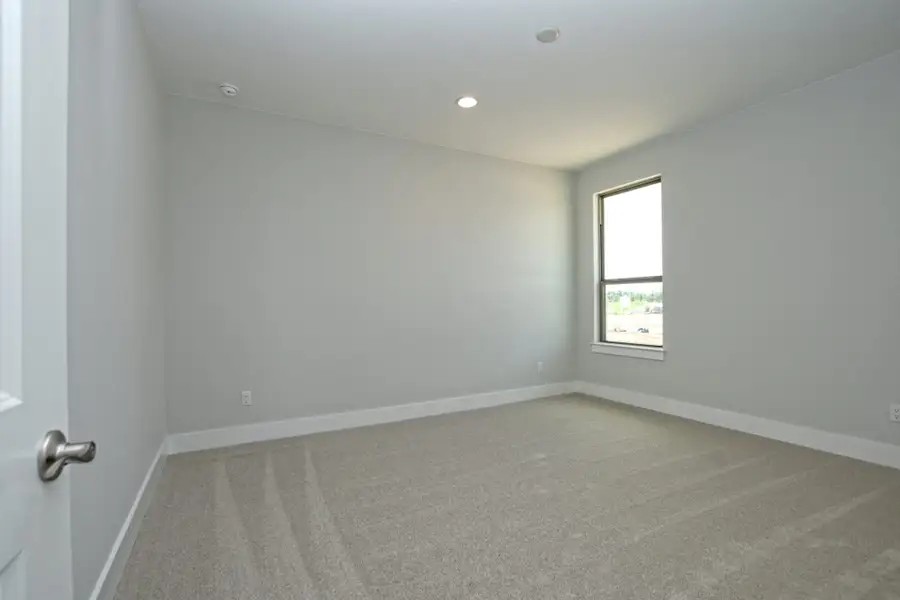 Representative unfurnished interior of a home built from the Llano II by Giddens Homes in Whispering Wind, Bertram (Image 82). Representative unfurnished interior of a home built from the Llano II by Giddens Homes in Whispering Wind, Bertram (Image 82).