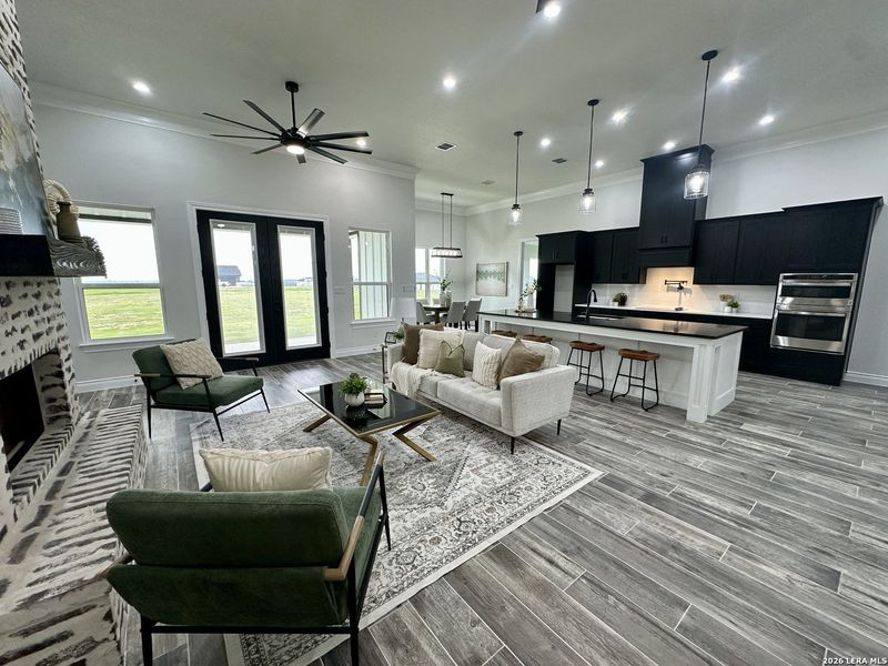 Furnished interior view inside a new home in , La Vernia (Image 14).