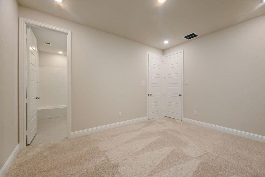 Spacious, unfurnished interior of a new home in Sutton Fields, Celina (Image 37).
