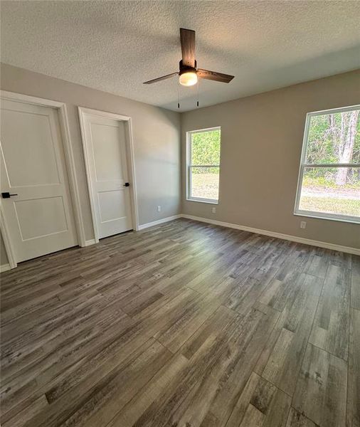 Spacious, unfurnished interior of a new home in , Dunnellon (Image 12).