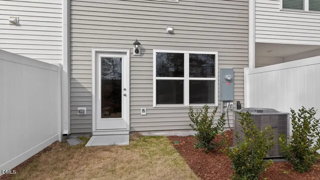 thornton-townes-lot-88-008