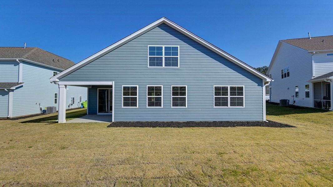 Exterior details and patio area of a home in Livingston Woods, Irmo (Image 24).