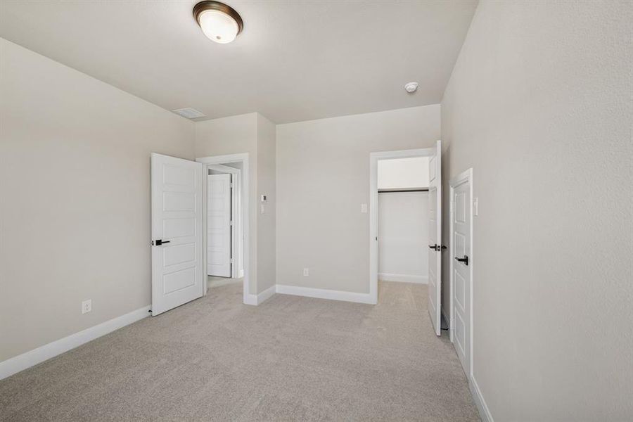 Spacious, unfurnished interior of a new home in Pecan Square - Estates, Northlake (Image 24). Spacious, unfurnished interior of a new home in Pecan Square - Estates, Northlake (Image 24).