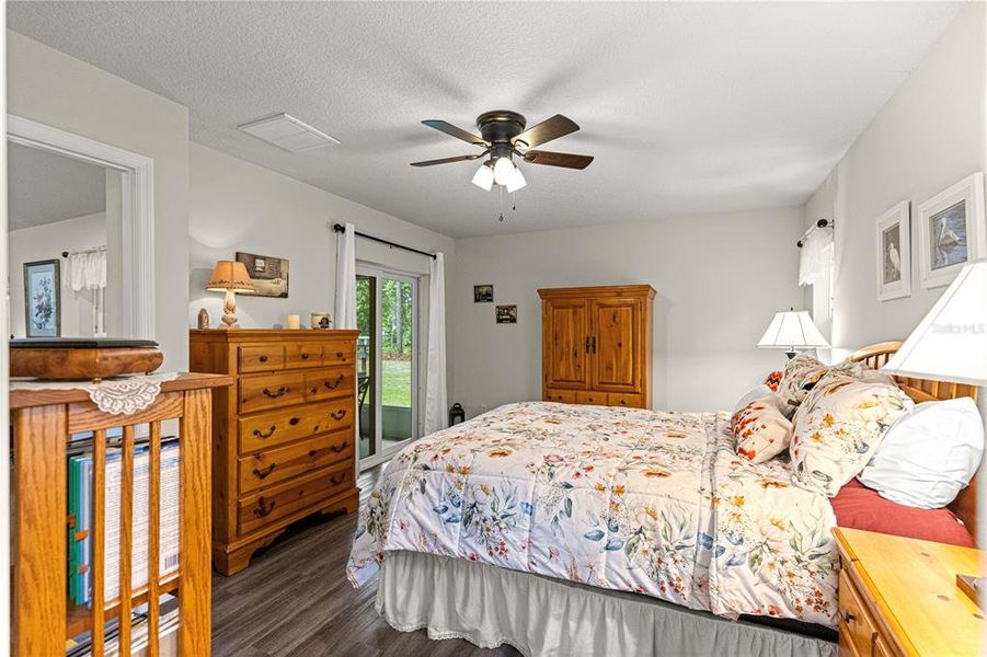 Furnished interior view inside a new home in , Citrus Springs (Image 35).