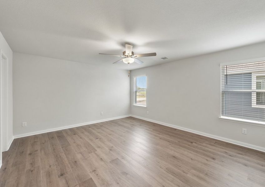 Representative unfurnished interior of a home built from the Bluebonnet by LGI Homes in Southaven, Hutchins (Image 9).