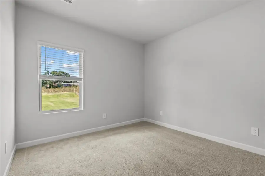 Spacious, unfurnished interior of a new home in Creek Ridge - Signature Collection, Spartanburg (Image 14).