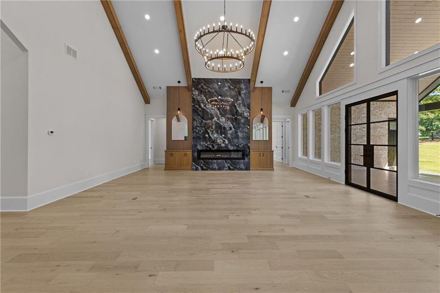 Spacious, unfurnished interior of a new home in , Monroe (Image 83).