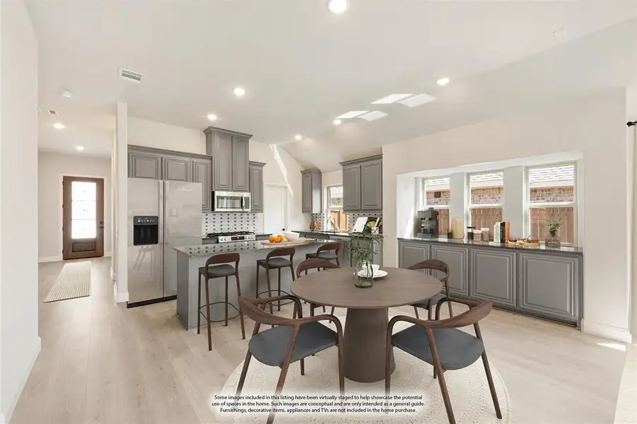 Furnished interior view inside a new home in Maplewood, Glenn Heights (Image 4).