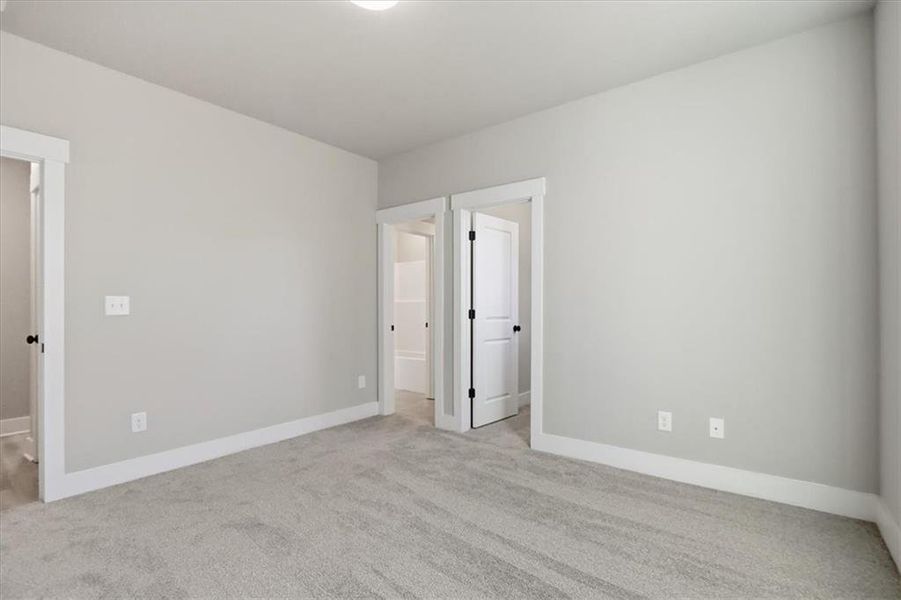 Spacious, unfurnished interior of a new home in , Statham (Image 66).