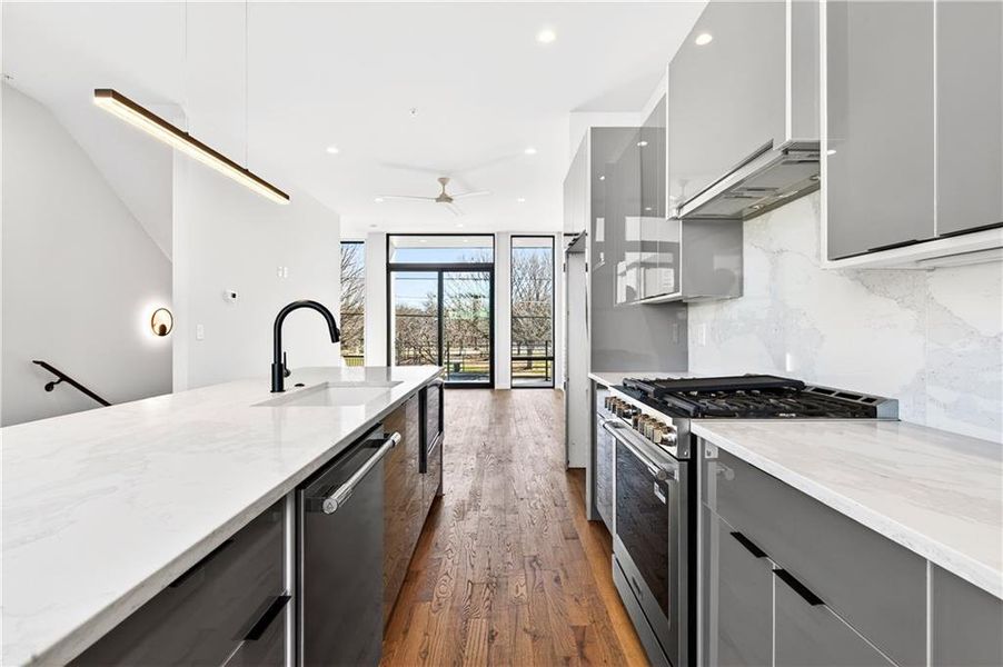 Furnished interior view inside a new home in , Atlanta (Image 10).