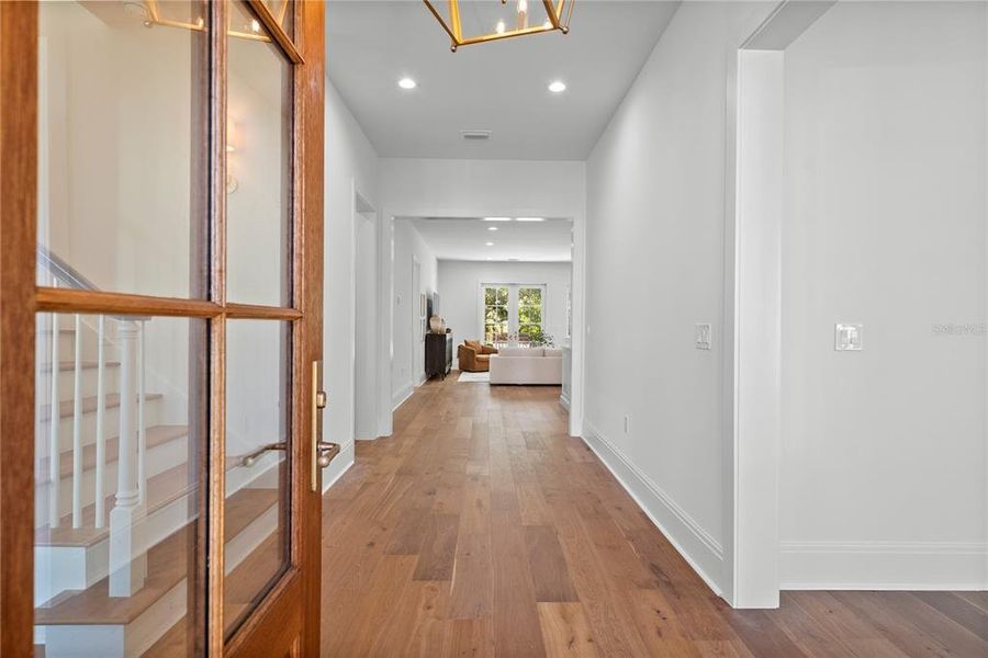 Spacious, unfurnished interior of a new home in , Tampa (Image 52).