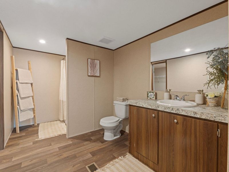 Furnished interior view inside a new home in , Cleveland (Image 6).