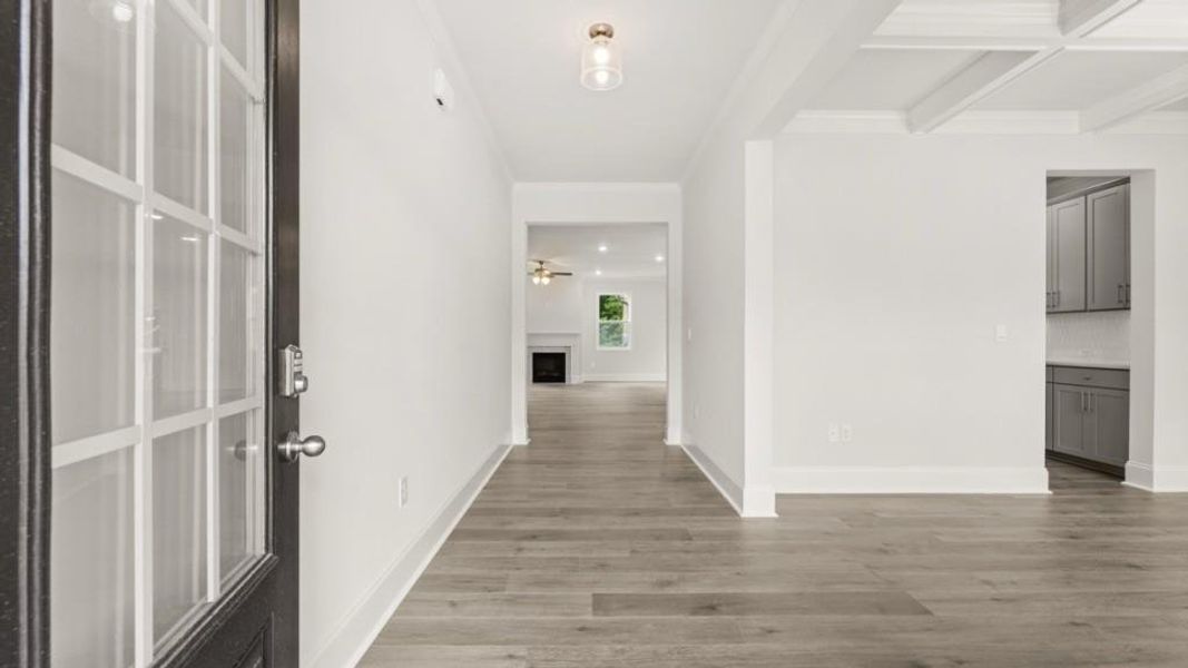 Spacious, unfurnished interior of a new home in Haven Abbey, Cumming (Image 25).