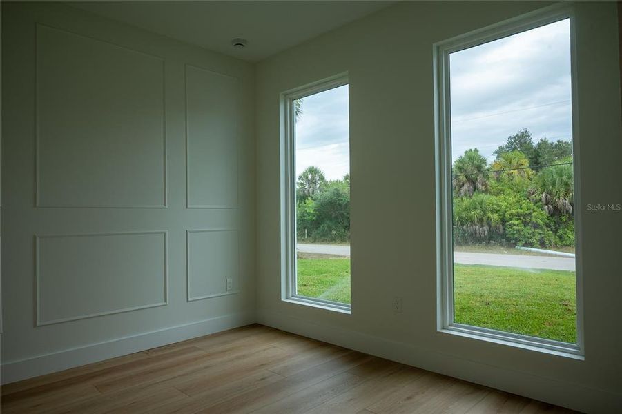 Spacious, unfurnished interior of a new home in , Port Charlotte (Image 28).