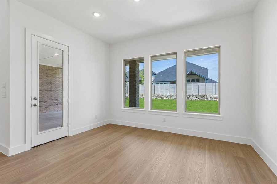 Spacious, unfurnished interior of a new home in , McKinney (Image 25).