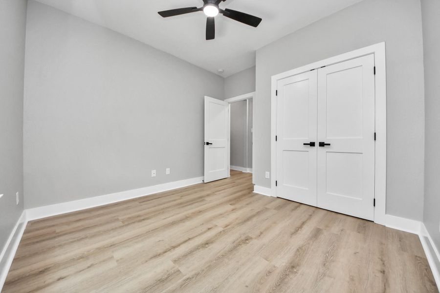 Spacious, unfurnished interior of a new home in , Pasadena (Image 20).
