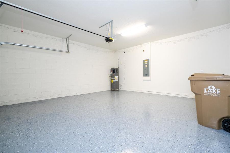 Spacious, unfurnished interior of a new home in , Clermont (Image 71). Spacious, unfurnished interior of a new home in , Clermont (Image 71).