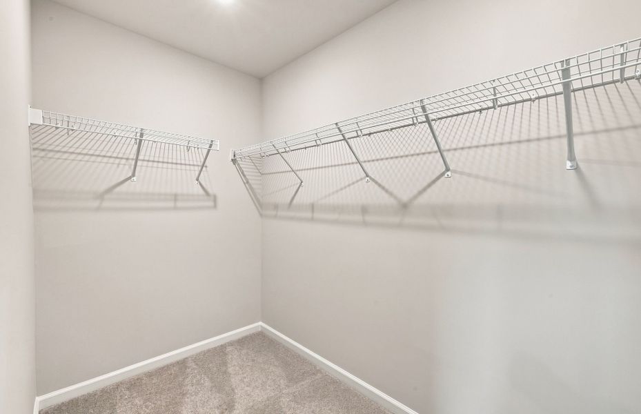 Spacious, unfurnished interior of a new home in Westford, Sanford (Image 32).