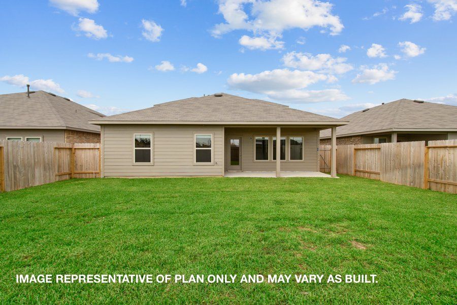 Representative exterior details of a home built from the Ozark by D.R. Horton in Harrington Trails at The Canopies, New Caney (Image 22).