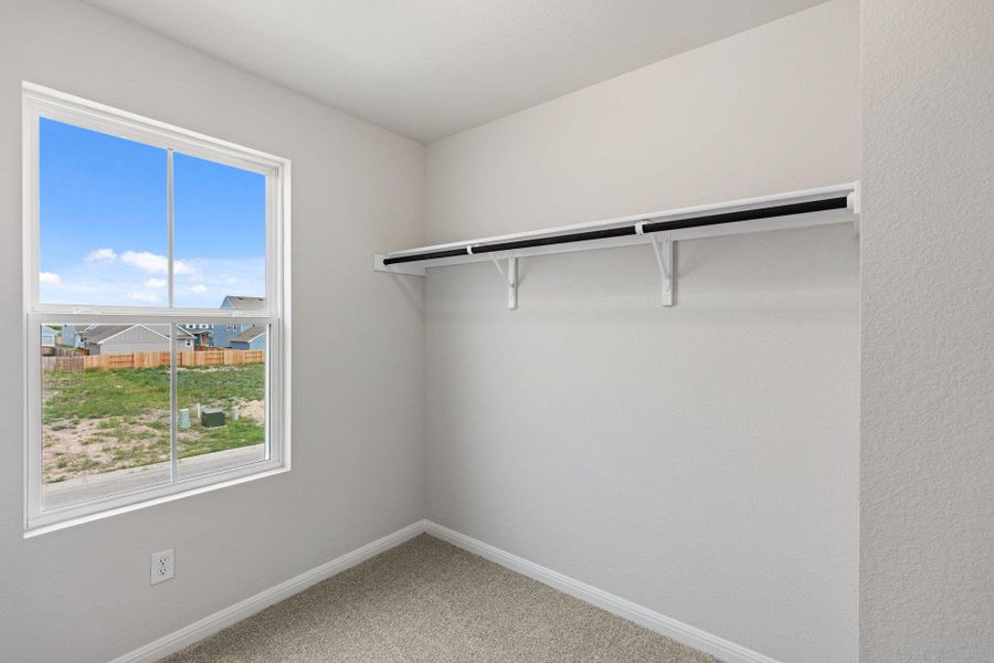 Walk-in Closet