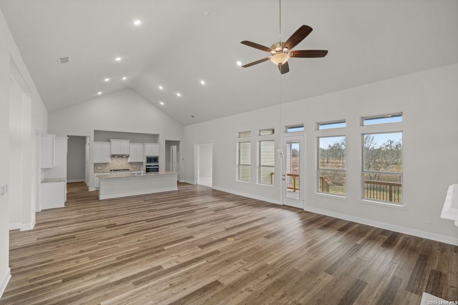 Spacious, unfurnished interior of a new home in Legend Park, Castroville (Image 12).