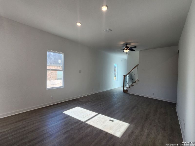 Spacious, unfurnished interior of a new home in Arcadia Ridge, San Antonio (Image 17). Spacious, unfurnished interior of a new home in Arcadia Ridge, San Antonio (Image 17).