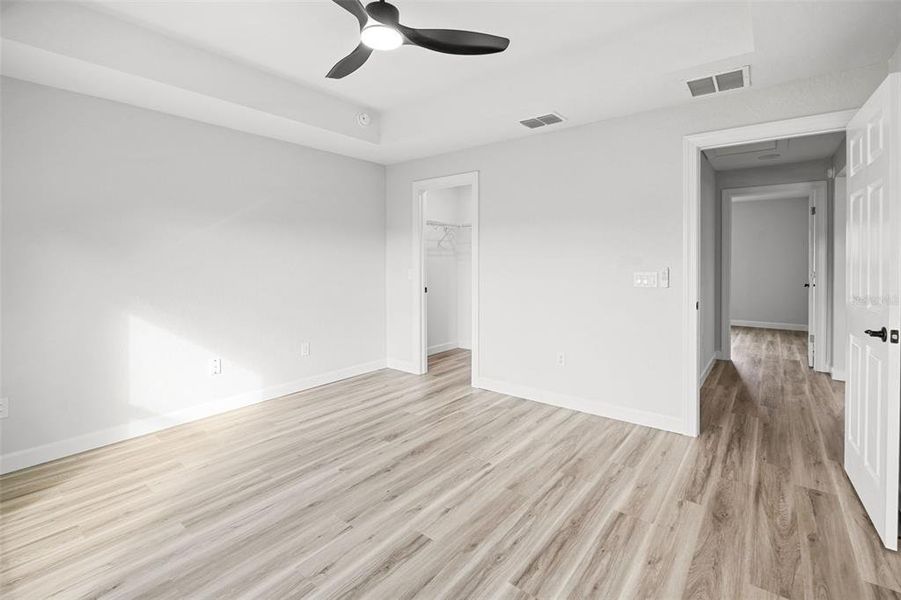 Spacious, unfurnished interior of a new home in , Bushnell (Image 32).