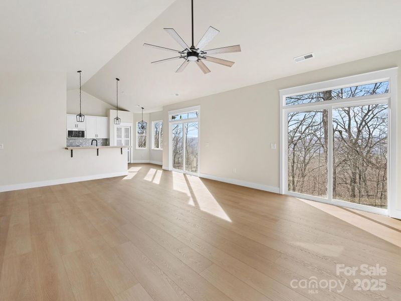 Spacious, unfurnished interior of a new home in , Hendersonville (Image 16).