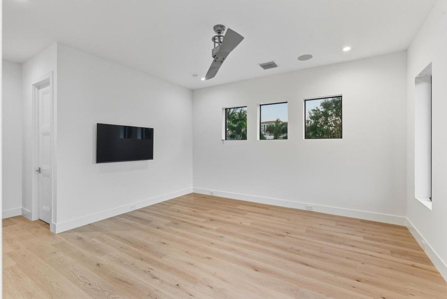 334 NE 3rd St Boca Raton FL-56