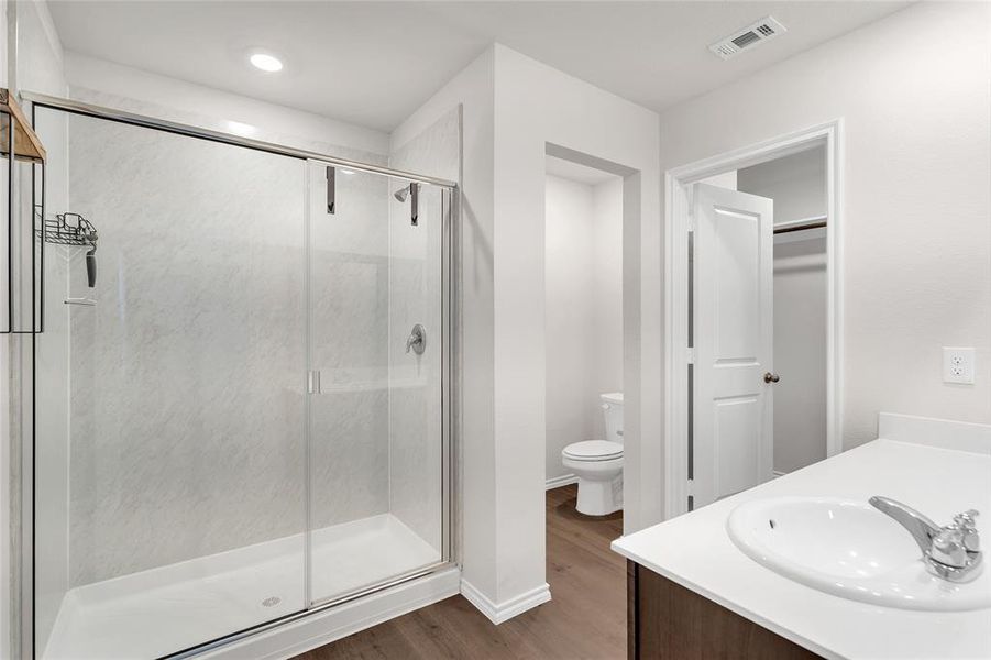 Furnished interior view inside a new home in Enclave at Pecan Creek, Krugerville (Image 10). Furnished interior view inside a new home in Enclave at Pecan Creek, Krugerville (Image 10).