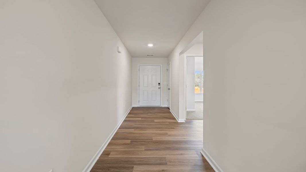 Spacious, unfurnished interior of a new home in Lakestone, Woodruff (Image 12).