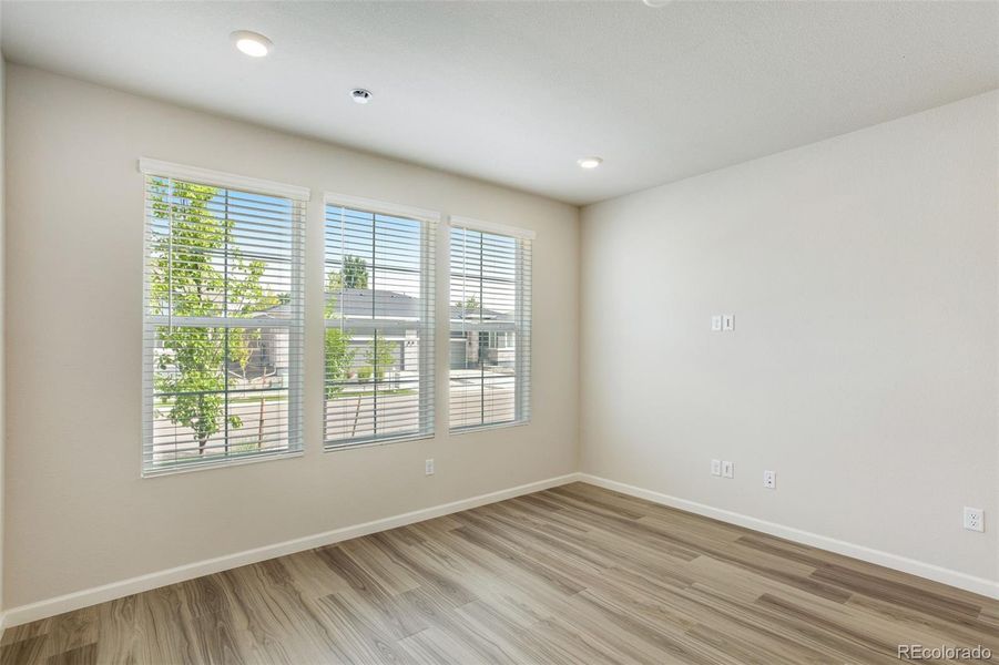 Spacious, unfurnished interior of a new home in , Berthoud (Image 18).