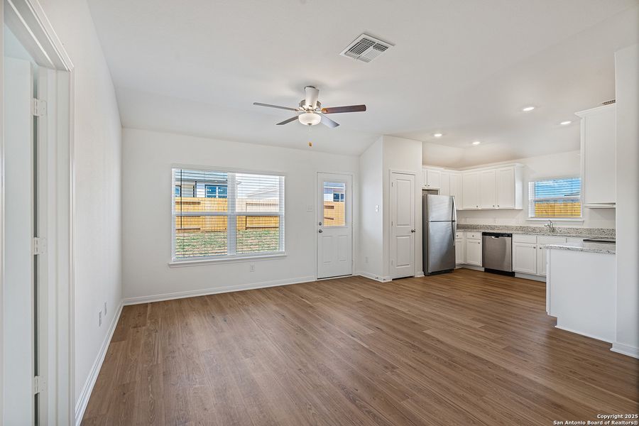 Furnished interior view inside a new home in Rosewood Estates, Lytle (Image 10).