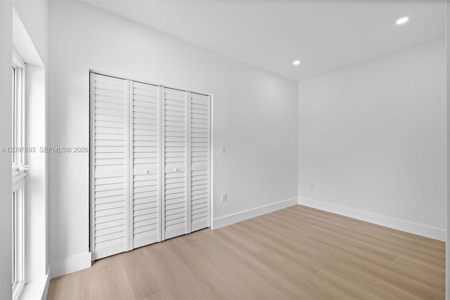 Spacious, unfurnished interior of a new home in , South Miami (Image 19).