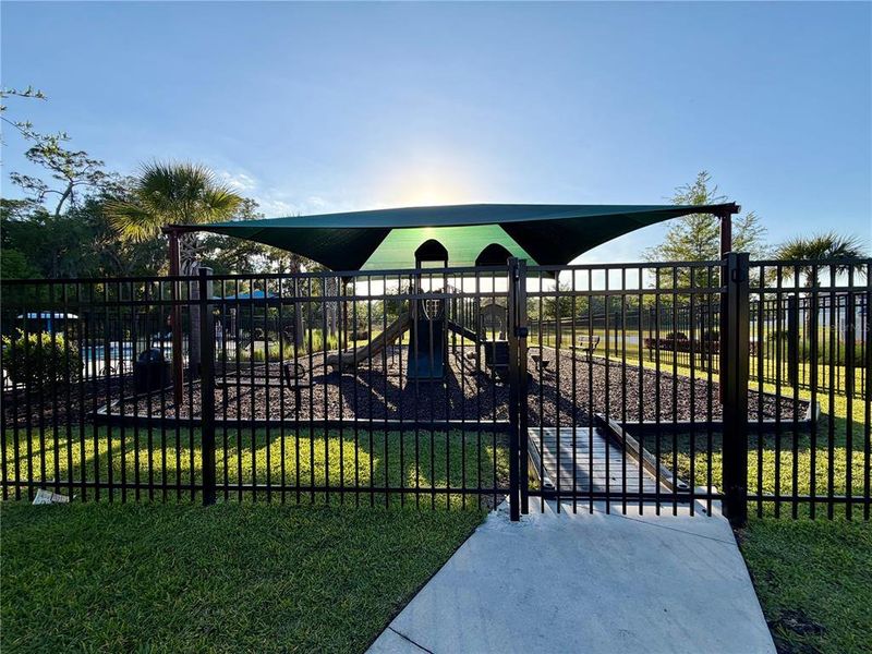 Community amenities in , Davenport (Image 27).