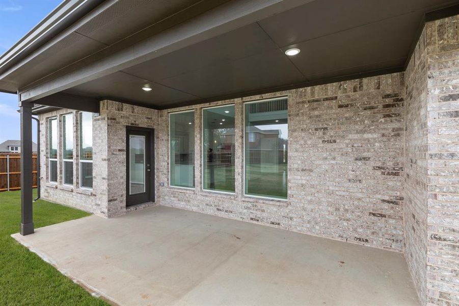 24. 403 Heritage Hill - Patio