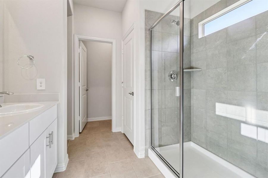 Furnished interior view inside a new home in Lakehaven - Spring Series, Farmersville (Image 16).