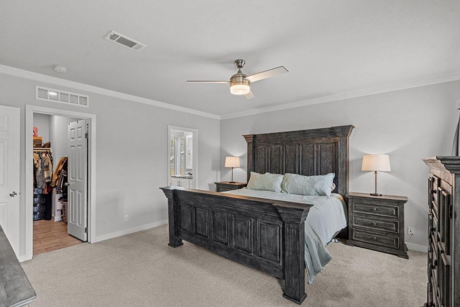 Furnished interior view inside a new home in , Santa Fe (Image 29).