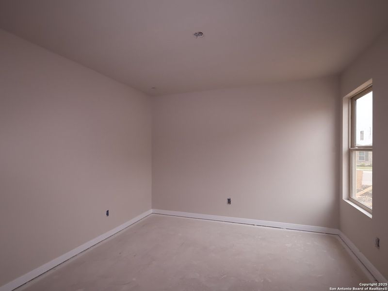 Image 28 of a home in Paloma Park.