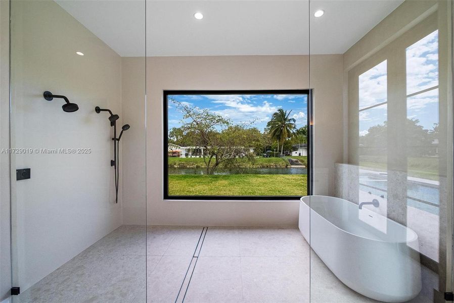 Furnished interior view inside a new home in , Pinecrest (Image 4).