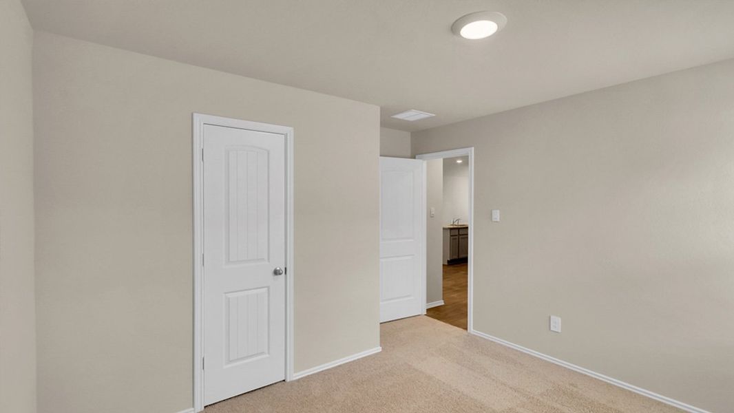 Spacious, unfurnished interior of a new home in Southgrove, Kyle (Image 17).