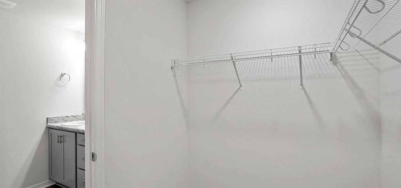 Spacious, unfurnished interior of a new home in VillaMar, Winter Haven (Image 20).