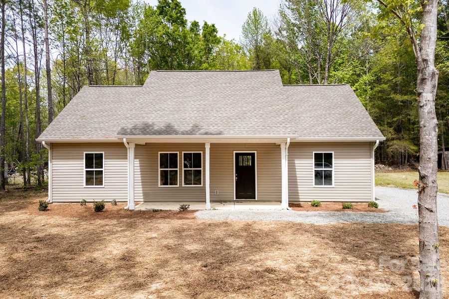 Exterior details and patio area of a home in , Mount Gilead (Image 16).